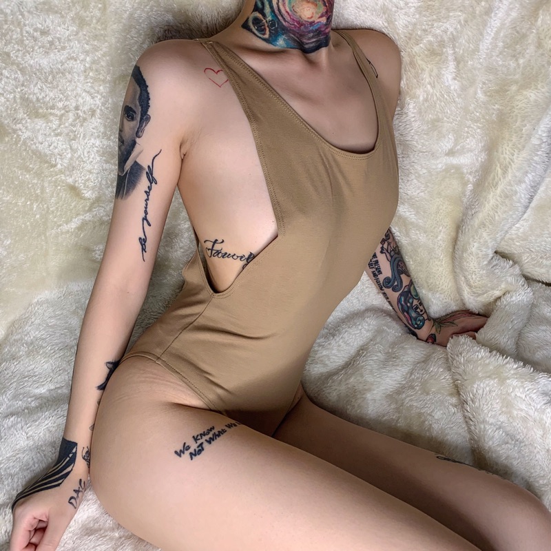 29張會讓你發現原來 側乳刺青 才是最棒的刺青照片