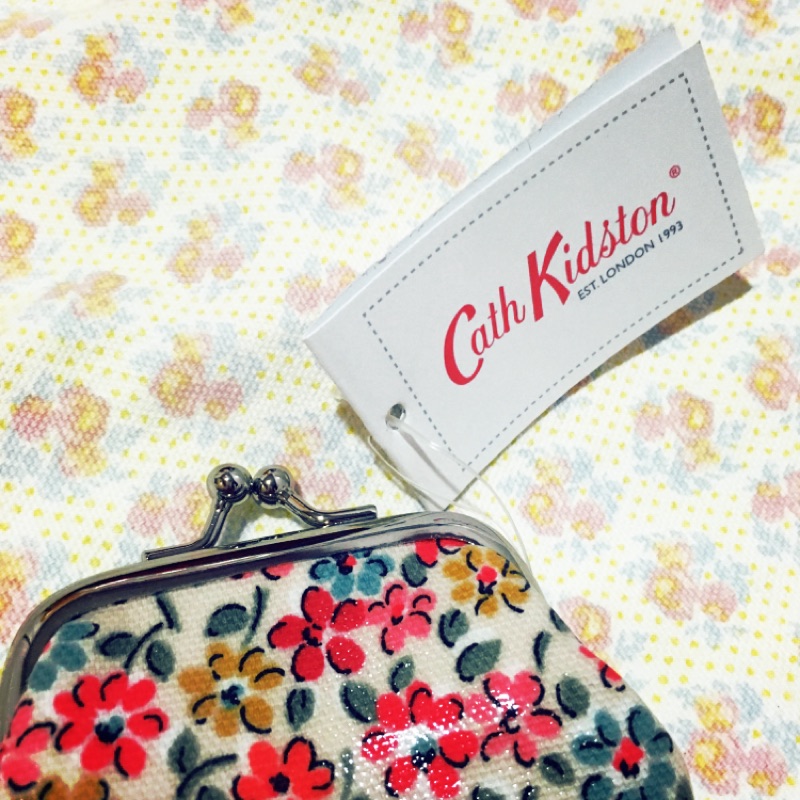 🇬🇧全新🇬🇧英國Cath Kidston 白底小花口金零錢包👛💐