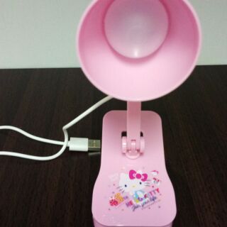 【現貨】Hello Kitty USB 夾子 LED 小檯燈（粉色）