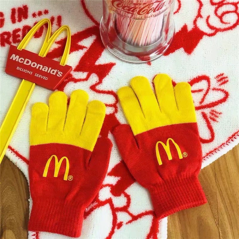 🧸𝕌𝕘𝕝𝕪ℚ｜絕版麥當勞薯條手套🍟新年特輯 復古玩具 麥當勞 漢堡 薯條 紅黃手套 交換禮物 奇怪禮物 送人 創意禮物