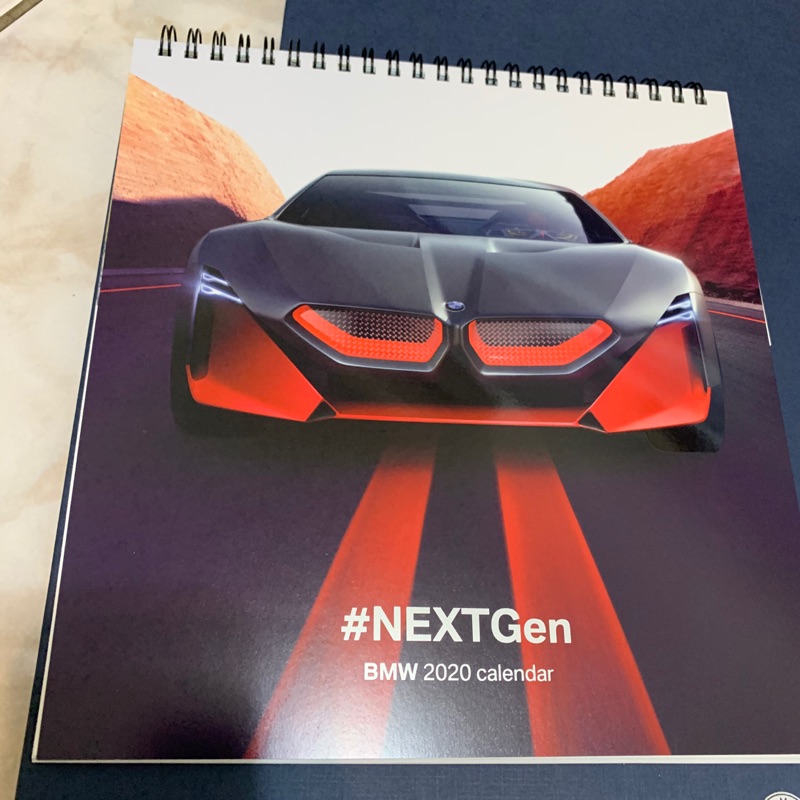 BMW 2020年桌曆 + BMW 2020 年記事本 合售