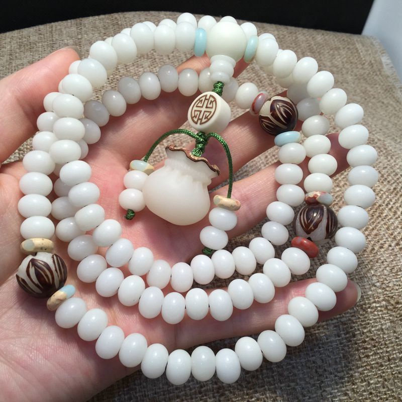 印伝調 数珠袋 かわいい ふくさ 袱紗 防臭 抗菌 数珠入れ 和柄 日本製 印伝 洗える 持ち運び 送料無料 ギフト 念珠 Tiotioプレミアム おしゃれ