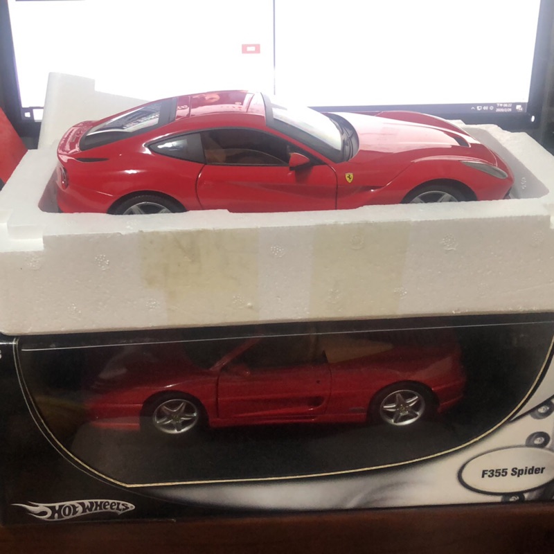 (porsche755下單)1/18 Hot Wheels Ferrari F355+F12