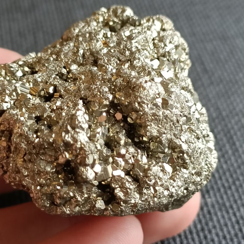 【礦職先生-Maggo桑】秘魯黃鐵礦--1 晶體多 天然原礦 愚人金礦石