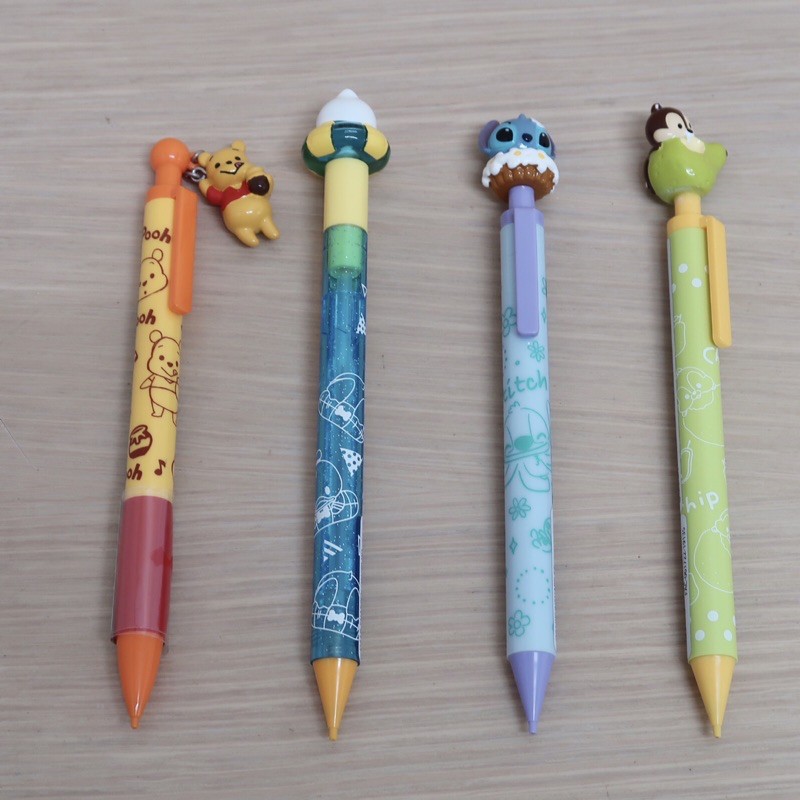 日本迪士尼 小熊維尼 唐老鴨 奇奇 史迪奇 自動筆
