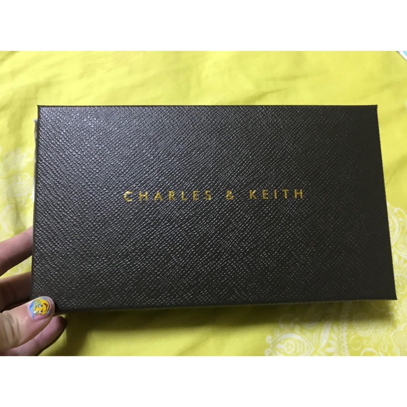 正品Charles&amp;keith長夾盒裝硬板紙盒細緻紋路小ck防塵袋