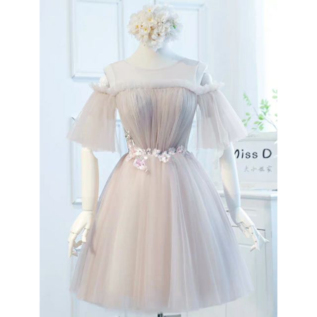Paddo二手出售。藕粉色小禮服。伴娘服。洋裝。短版。透膚。綁帶。晚禮服
