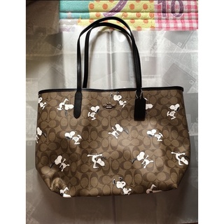 Coach X Peanuts 史努比聯名限定🥜托特包