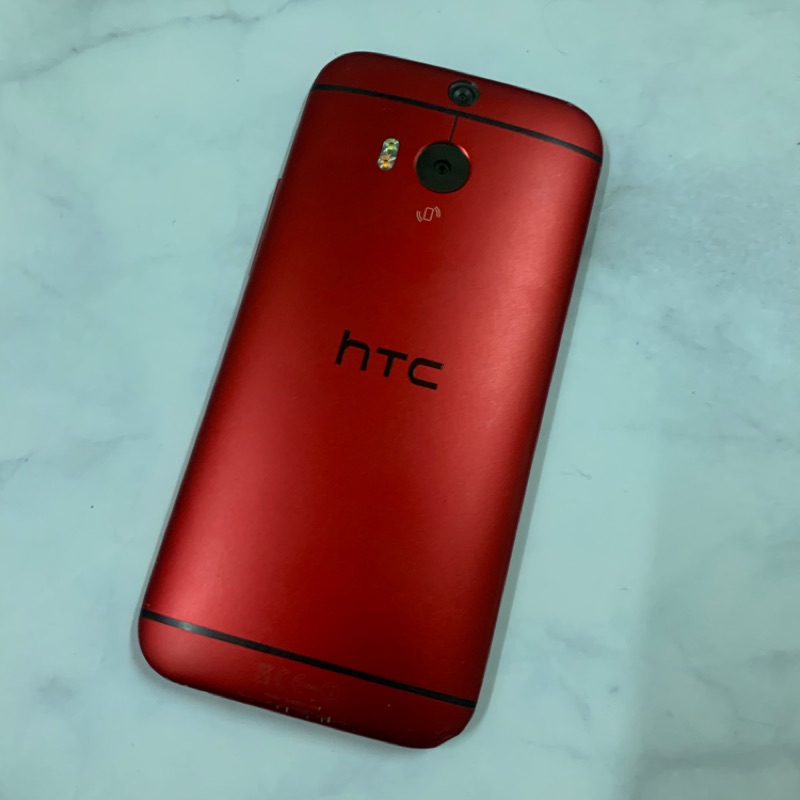 二手HTC M8 16G紅色 小傷僅使用痕跡