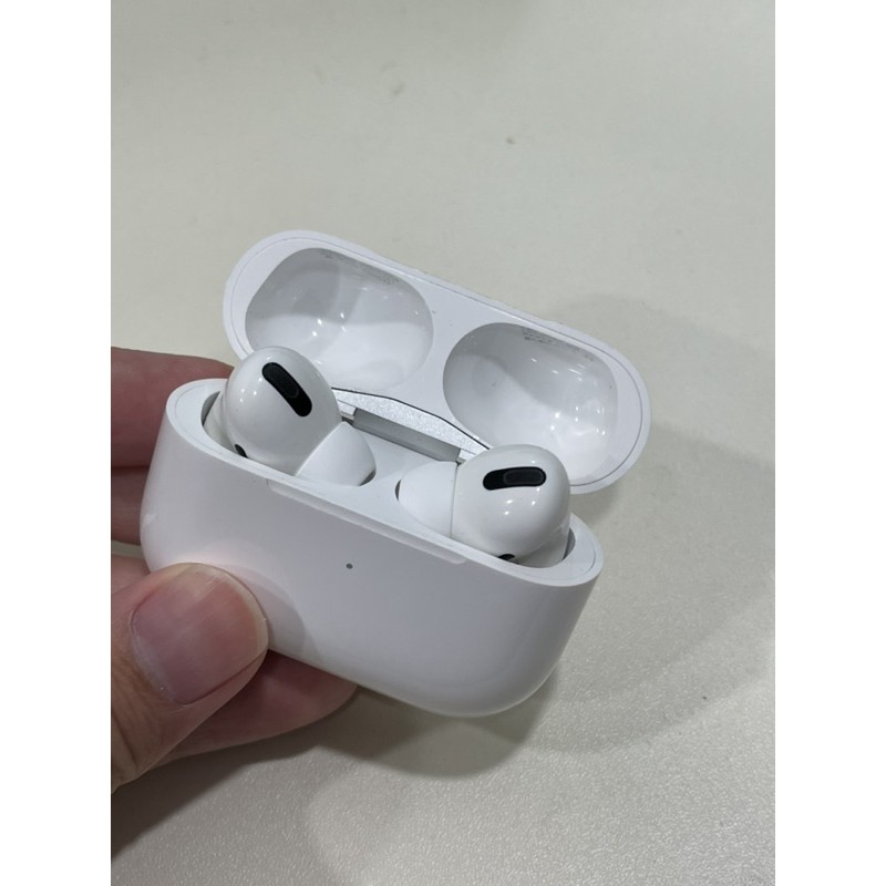 AirPods Pro 已過保 含UNIU保護殼 不含充電線