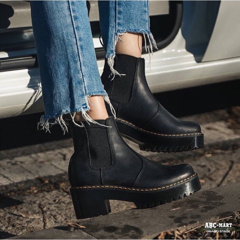 doc martens rometty chelsea boots