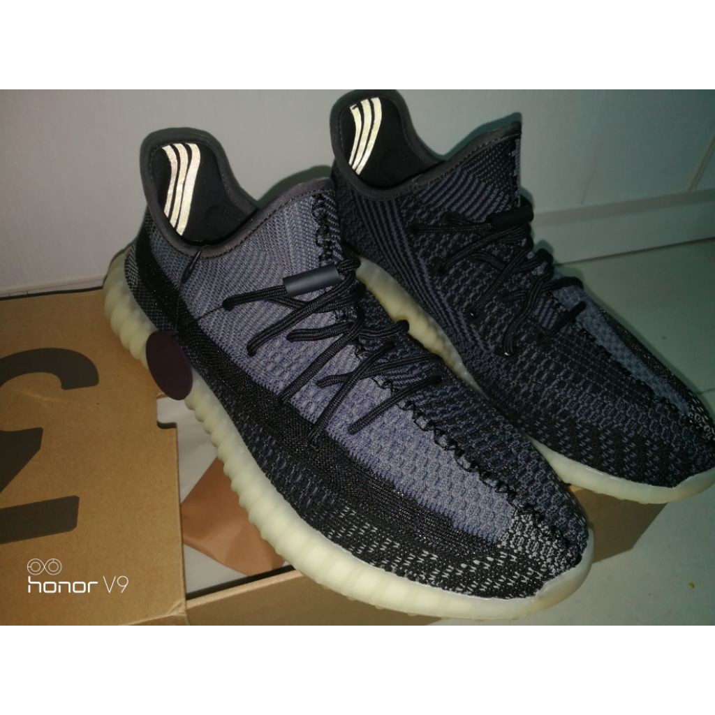 Yeezy Boost 350 V2 Asriel First Looking YouTube