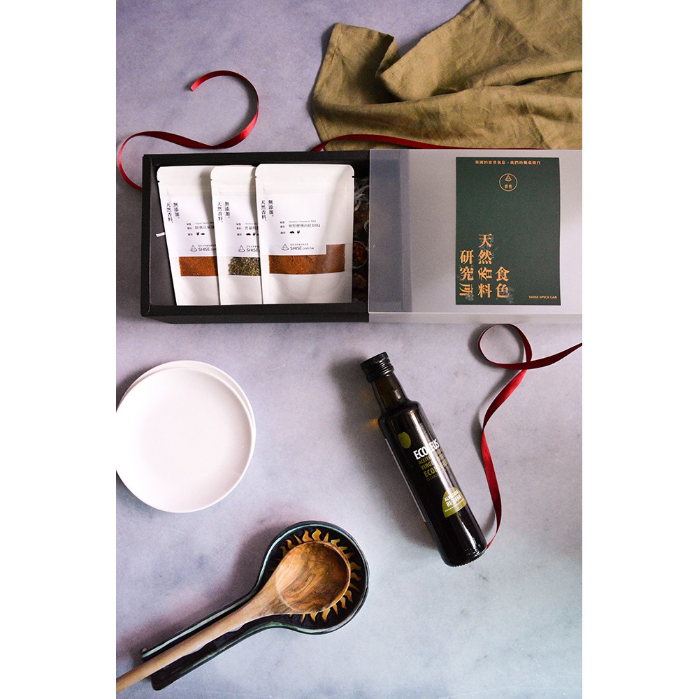 [香料與油的日子] 里歐哈娜橄欖油 X 食色綜合香料禮盒: 送禮自用兩相宜，獻給對料理有愛的人