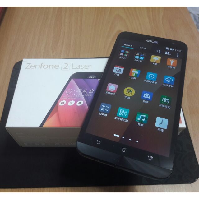 ASUS Zenfone2 Laser ZE550KL 32GB 4GLTE 八核心 1300萬畫素 5.5"手機