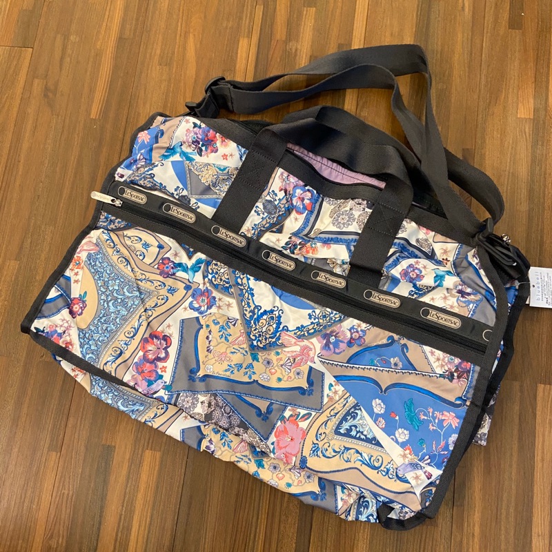 LeSportsac 全新典雅花色大容量旅行袋 附小袋子