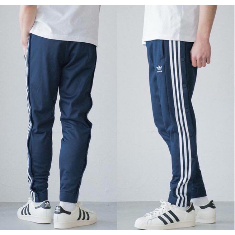 Adidas adicolor排扣三線黑色、深藍直筒休閒褲S號