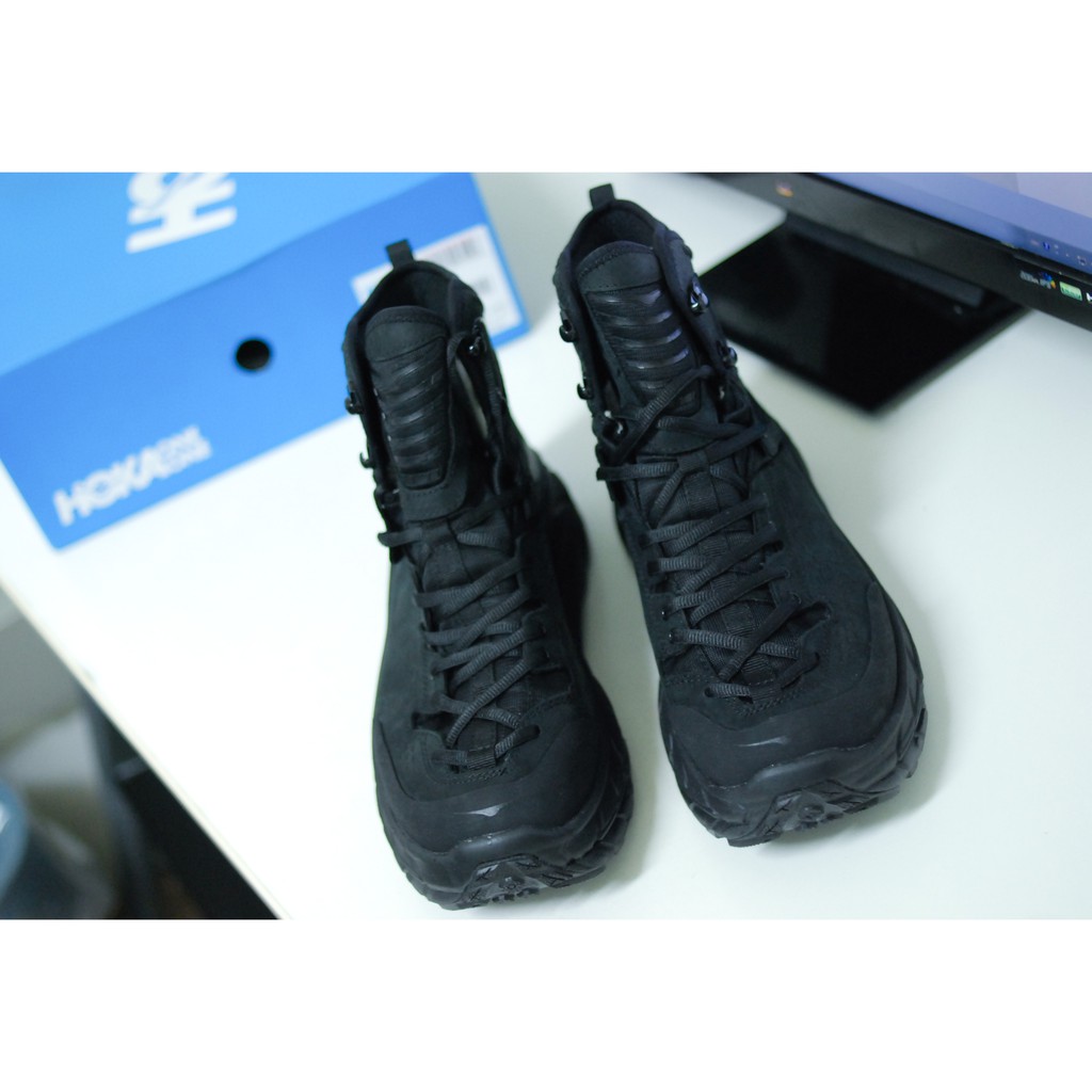 hoka one one tor ultra hi black