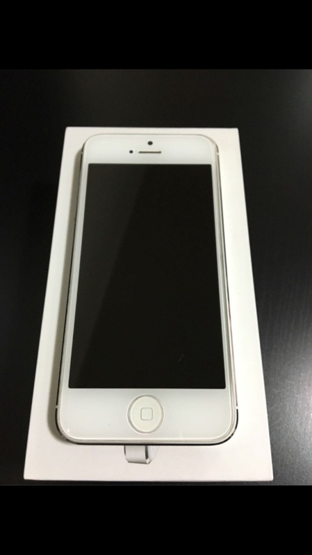 【購於中華電信】apple iPhone5 16g 白色 銀色