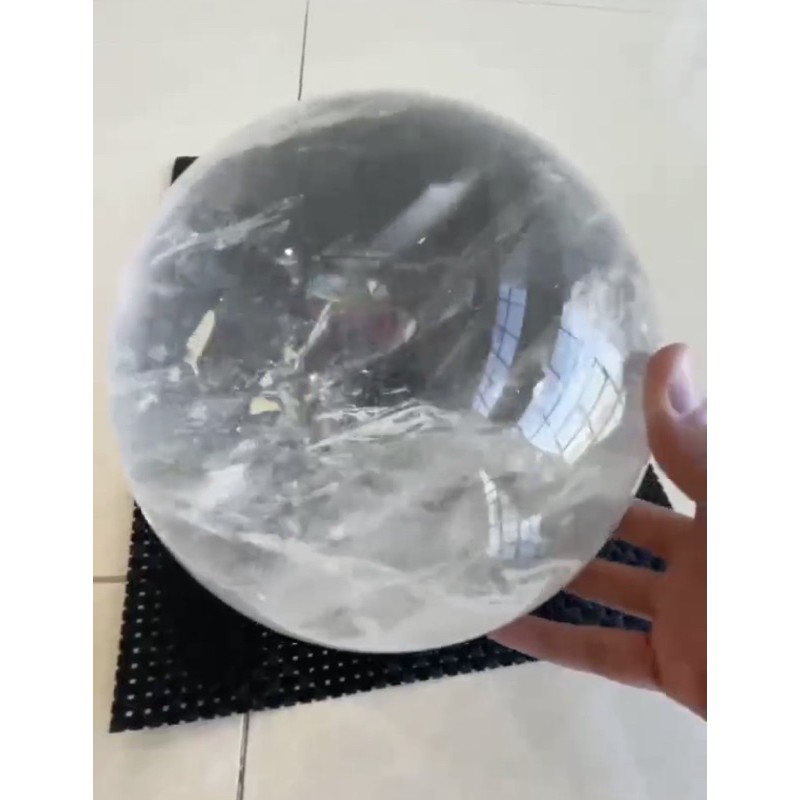 新貨🔥，19.5釐米，10公斤，天然白水晶球🔮，晶體通透，極佳的風水擺件，A0838圓圓滿滿，有球必應🙏