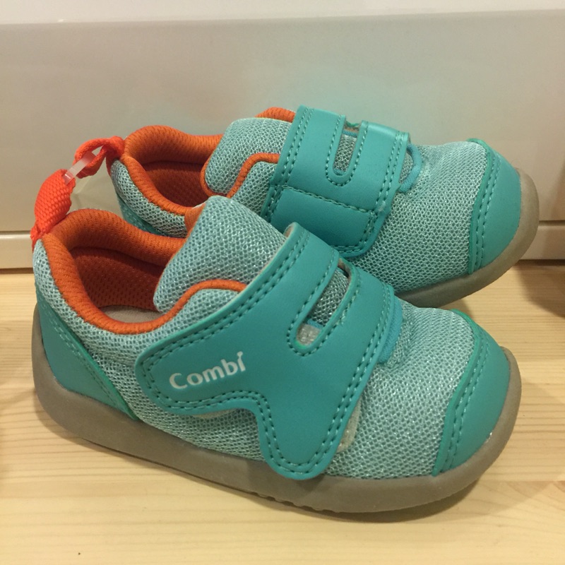 全新Combi 機能學步鞋13.5cm