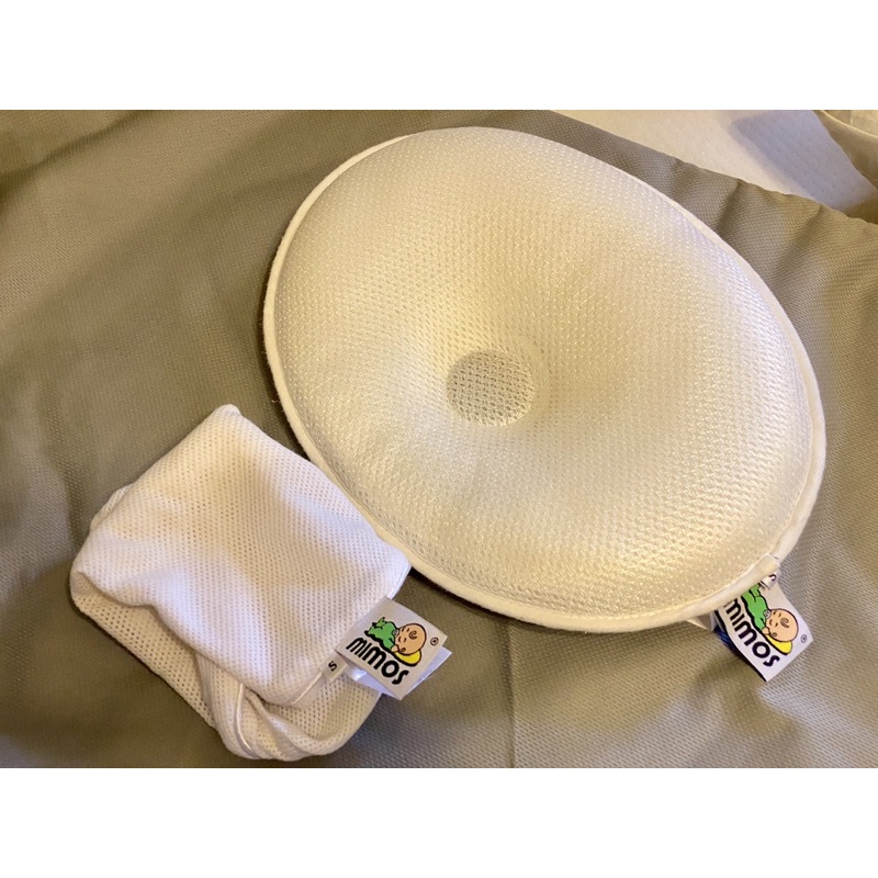 《已被預訂》二手西班牙MIMOS 3D 自然頭型嬰兒枕-枕頭+枕套 S [0-10個月適用]（照片2-5取自媽咪愛網站）