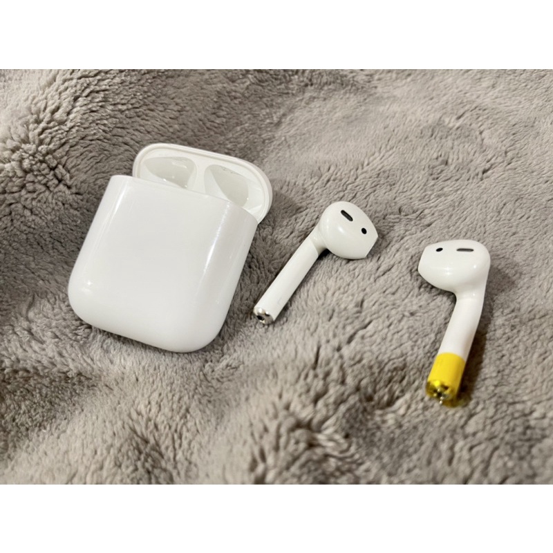 Apple airpods2 單耳 零件 充電盒 左耳 右耳 耳機 無線 二手 2代 AirPods MV7N2TA/A