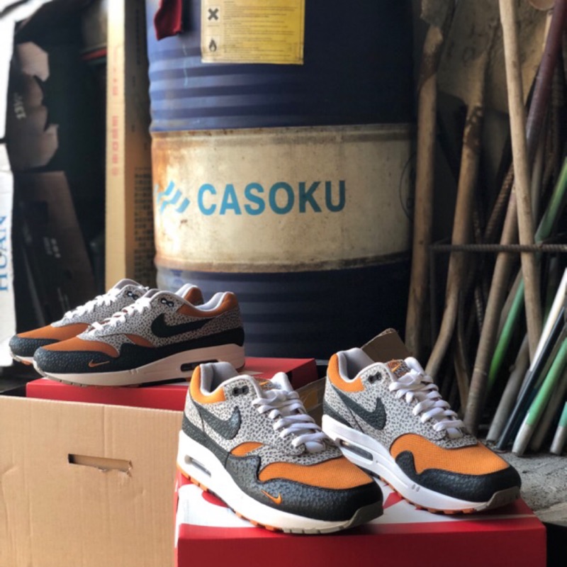 size safari air max 1