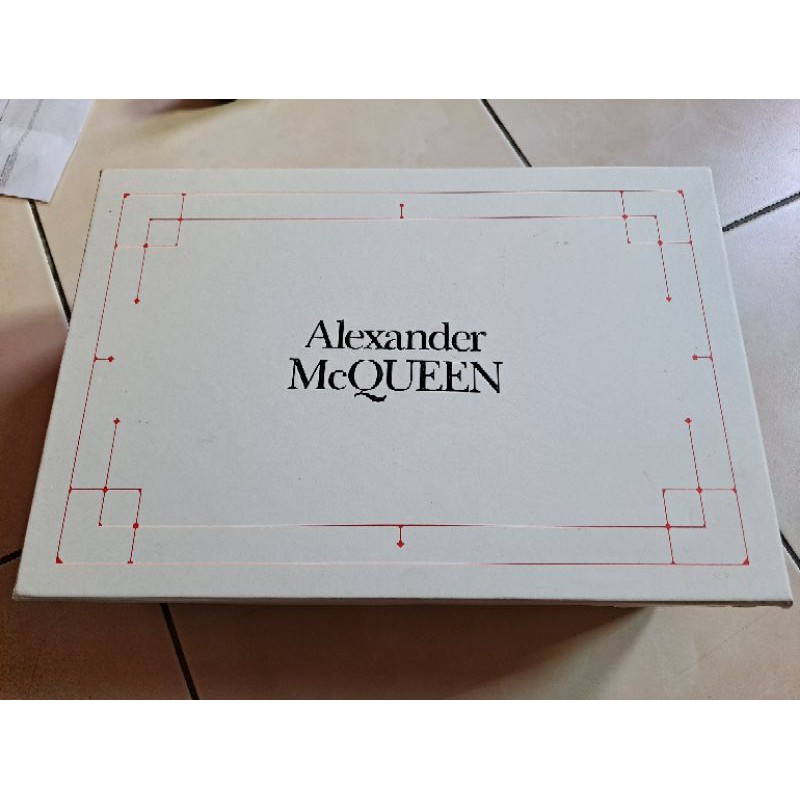 alexander mcqueen 正品鞋盒 紙盒 鞋帶 保證卡防塵袋
