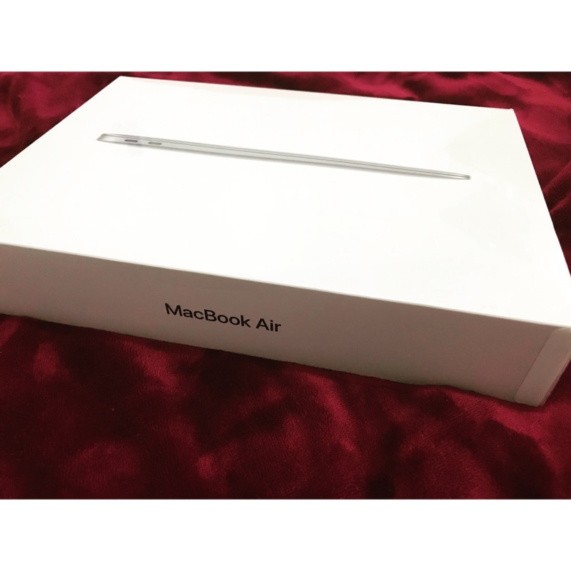 全新 MACBOOK AIR 13吋 128g  型號A1932  全新未拆封 原廠保固一年