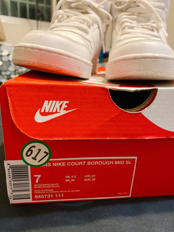 nike court borough mid unisex