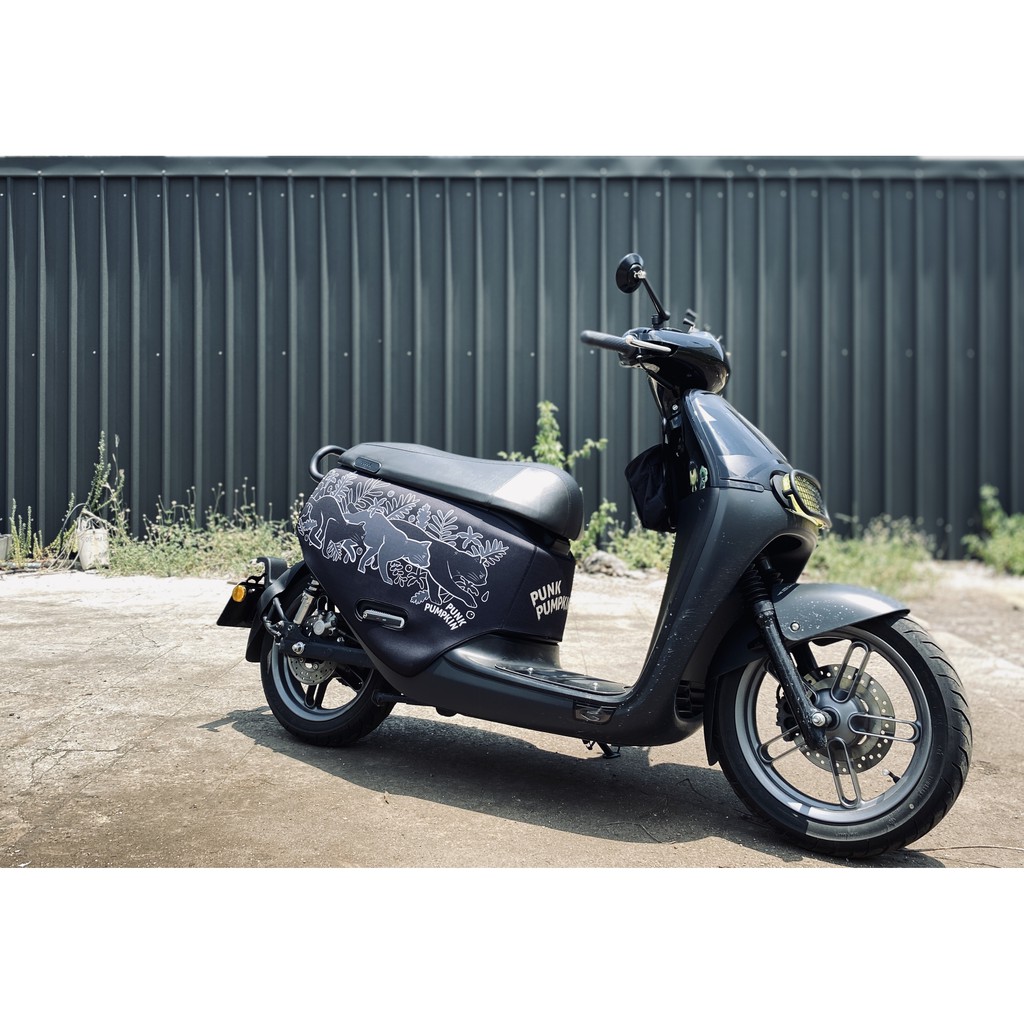 彡快速出貨彡 id137 奔跑黑貓 Gogoro2 專用  BLR gogoro 防刮車套