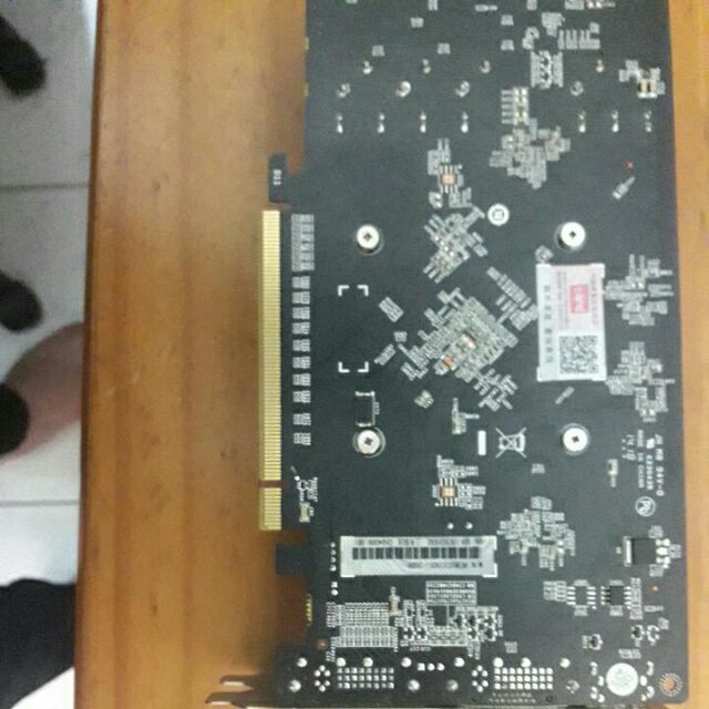 《七彩虹》GTX 750ti 2G D5 二手 無保固