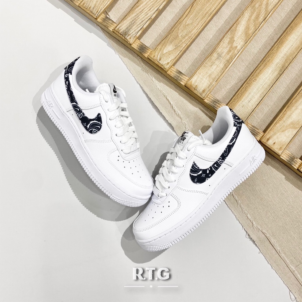 【RTG】NIKE W AIR FORCE 1 PAISLEY 白色 黑勾 變形蟲 腰果花 女鞋 DH4406-101