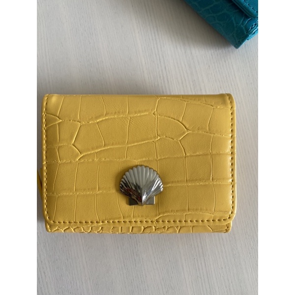 現貨 黃色貝殼零錢包👛折疊短款錢包 皮夾