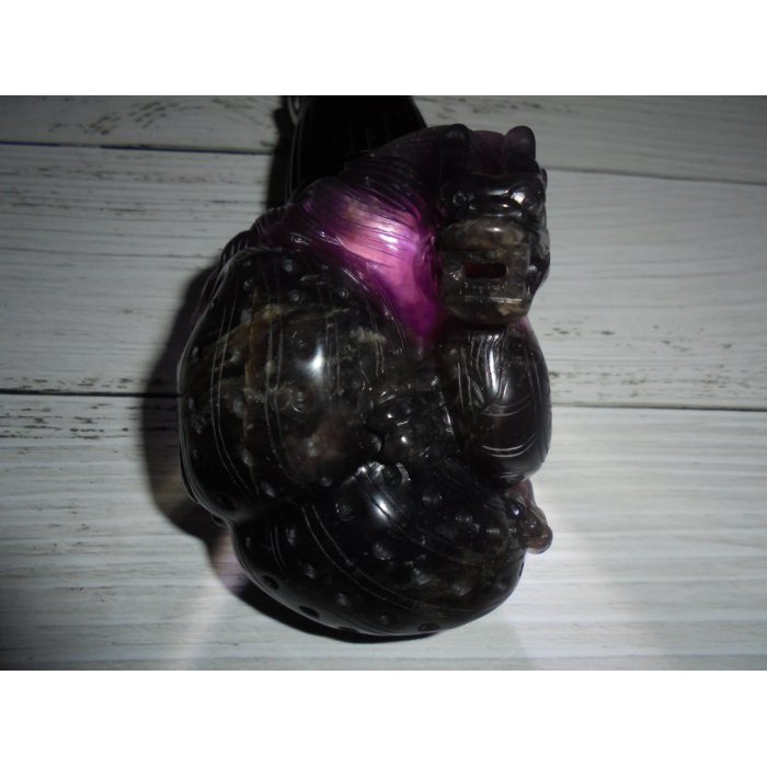 遼寧紫玉 玻璃質 透光料 美石 大件把玩 雕件 雕福龍 生意興隆 象徵  歡迎來觀賞