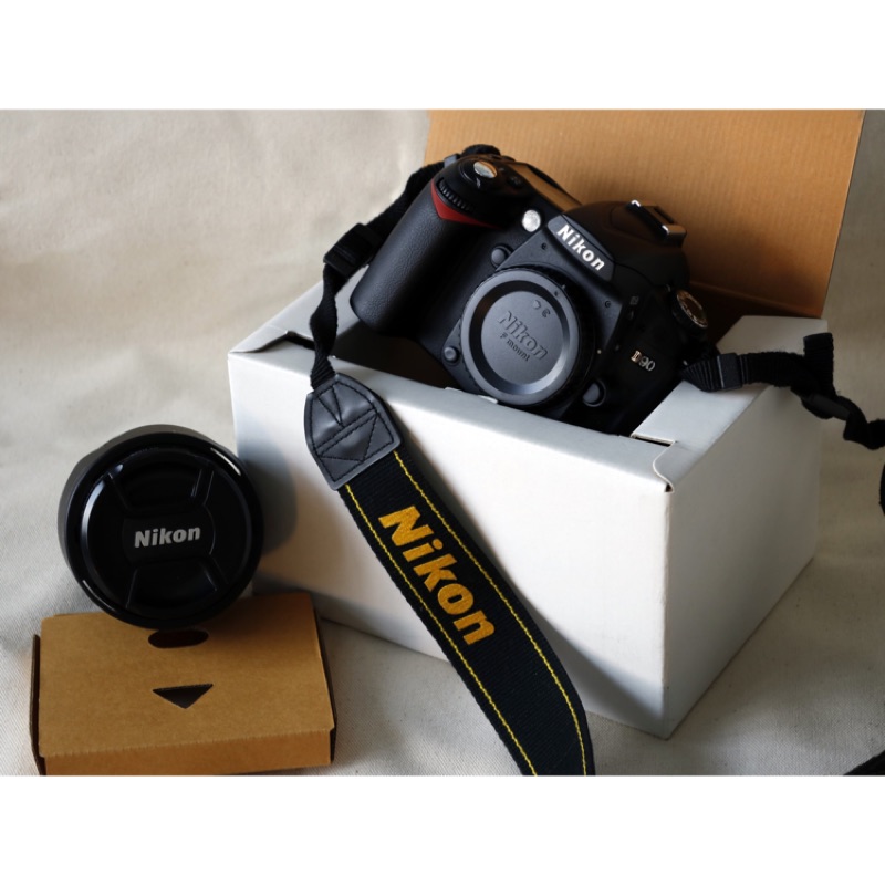 Nikon D90完整盒裝+18-105mm長鏡頭 狀況良好少用（實品拍攝）