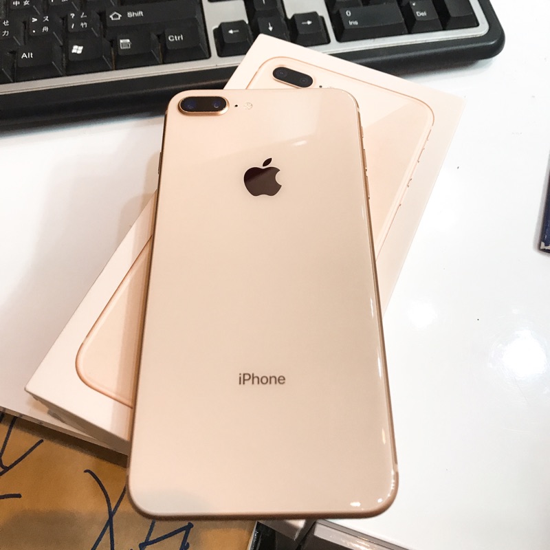 IPhone 8plus 64gb 保固到11月