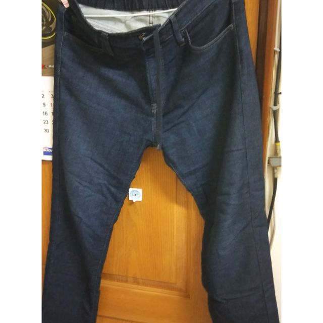 Uniqlo 男性牛仔褲 少穿 M(76~84)