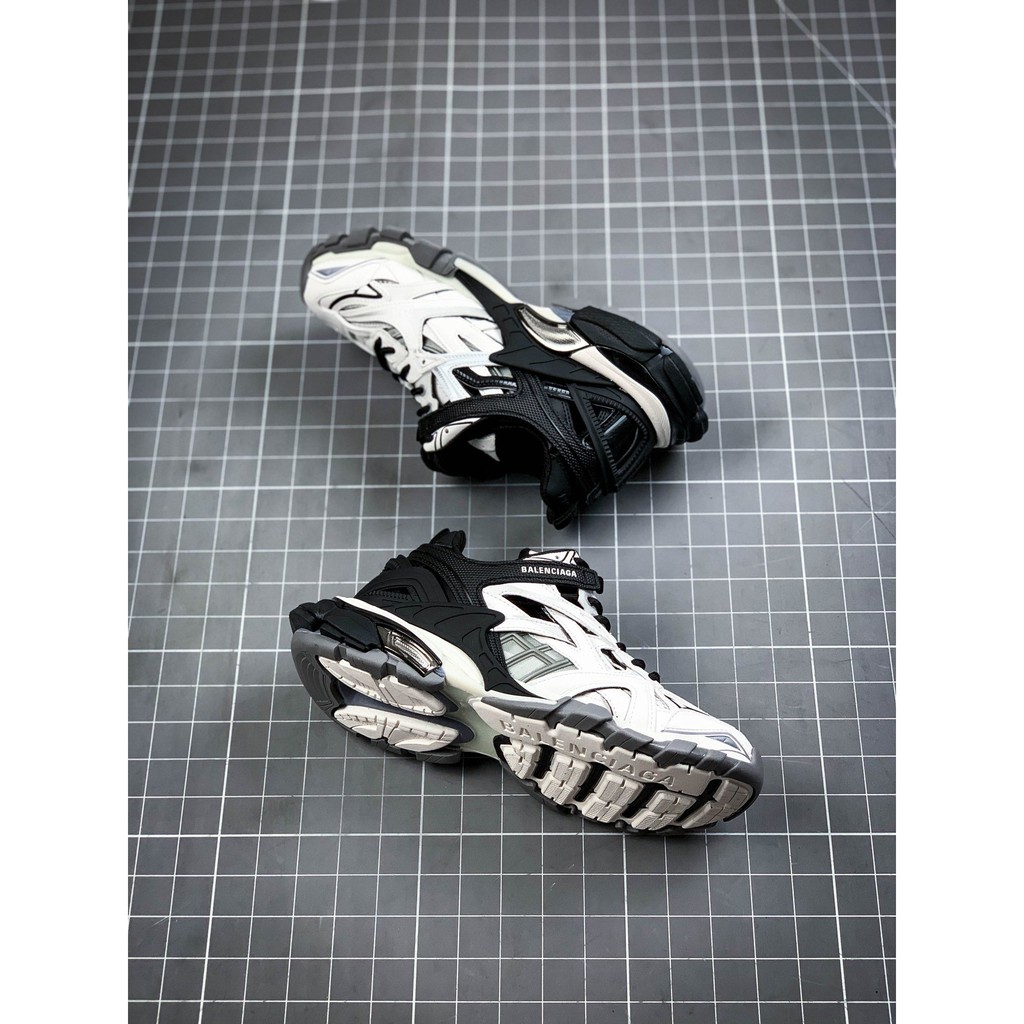 balenciaga 600