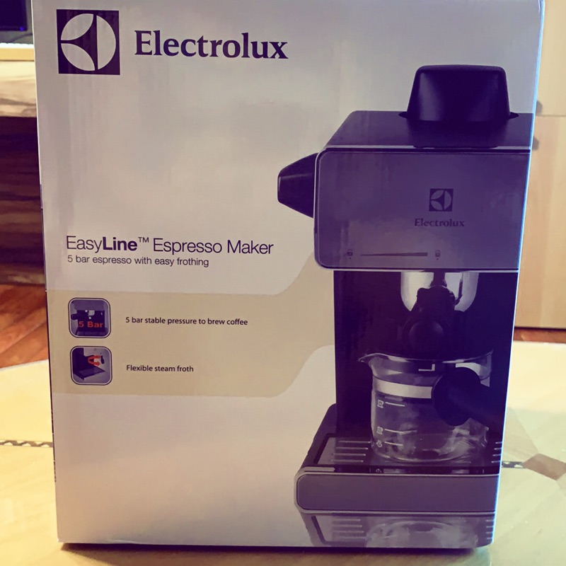 伊萊克斯 Electrolux 義式濃縮咖啡機 EES1504K