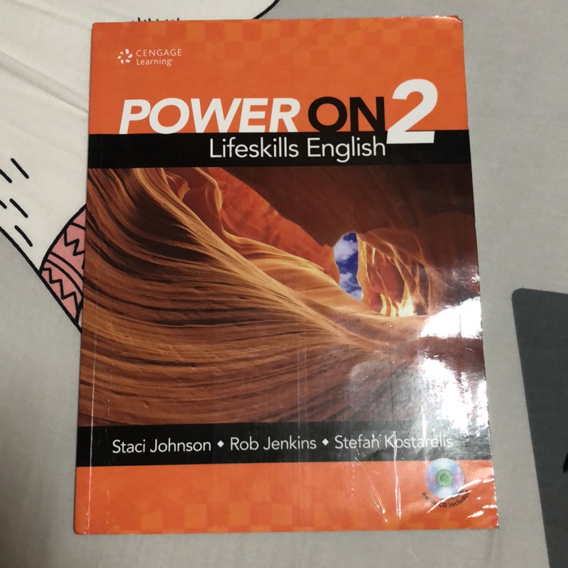 (二手)Power On 2: Lifeskills English with DVD/1片