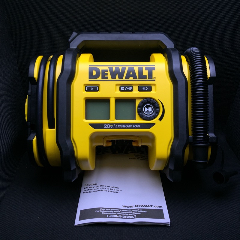 美國 DeWALT 得偉 20V DCC020IB 160 psi 高壓打氣機