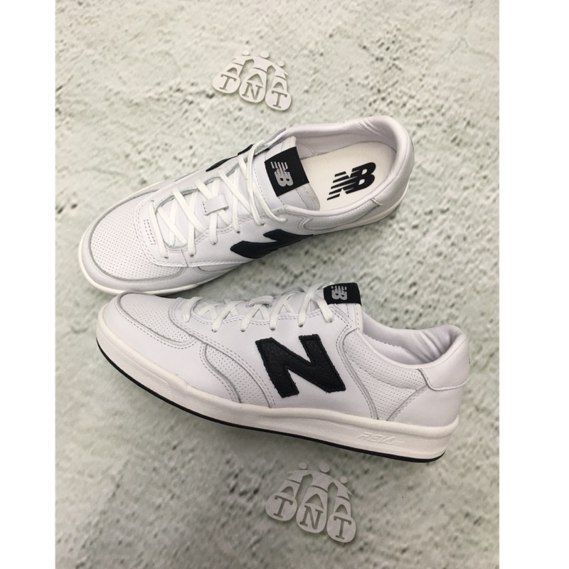 《TNT》NEW BALANCE 紐巴倫 男 皮革 經典 復古 全白 休閒鞋 CRT300LC