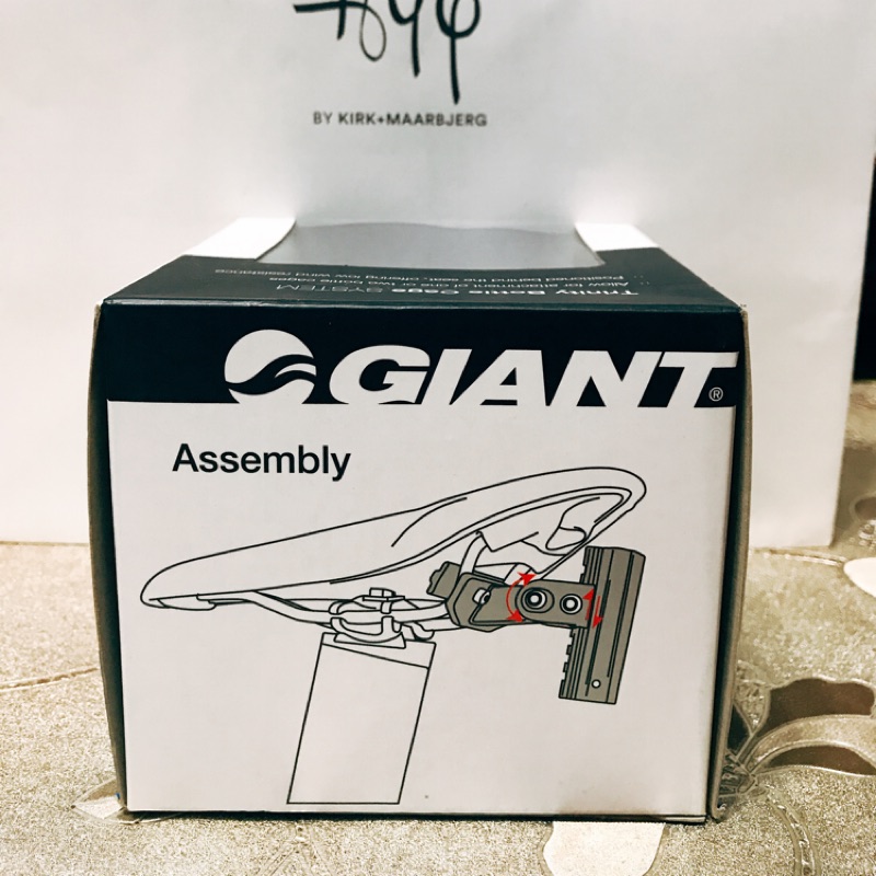 &lt;全新&gt;GIANT 水壺架