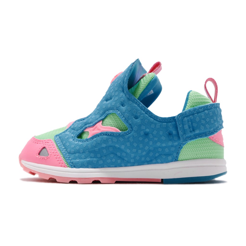 reebok versa pump fury syn