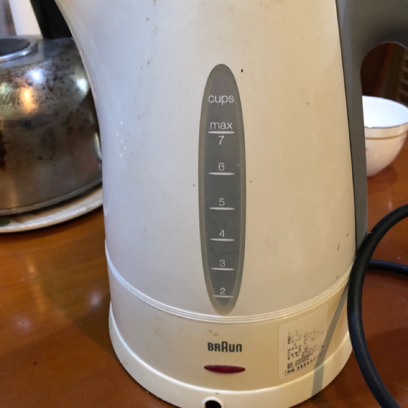 Braun 電熱水壺