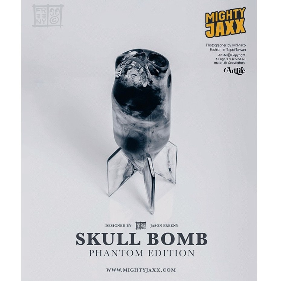 📢【現貨全新商品】 美國半剖公仔設計師 Jason Freeny SKULL BOMB 8吋 骷髏炸彈 透明水墨