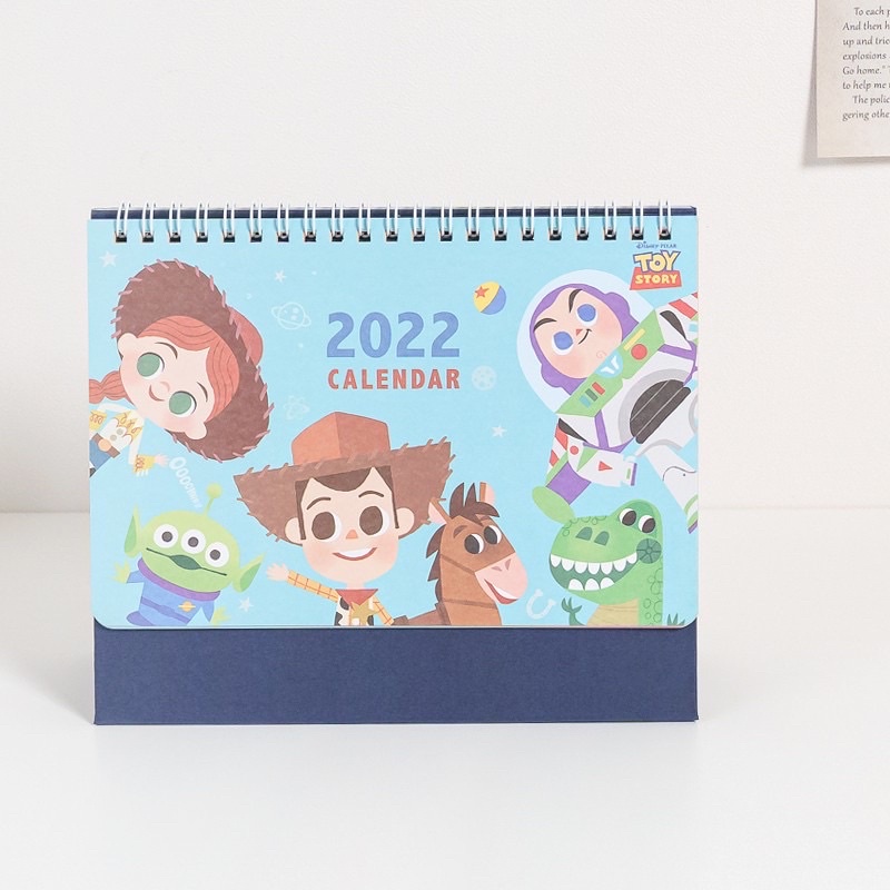 「現貨大特價」迪士尼2022三角桌曆32K 玩具總動員米奇 小熊維尼  2022桌曆 文具 辦公
