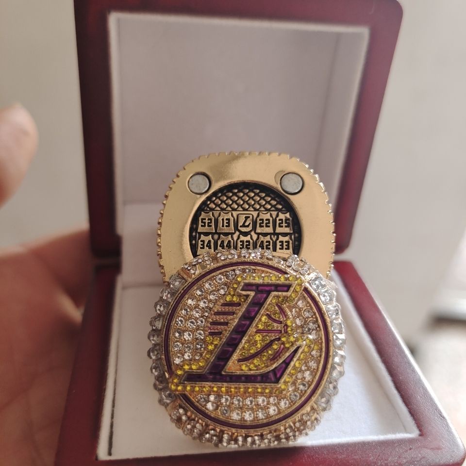【總冠軍戒指】NBA2020湖人詹姆斯總冠軍翻蓋戒指加木盒指環生日禮物珍藏禮物