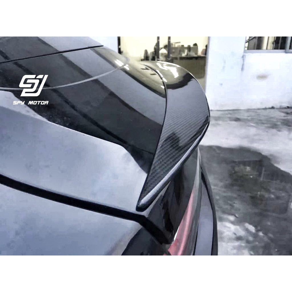 【SPY MOTOR】Porsche Cayenne Coupe 碳纖維尾翼